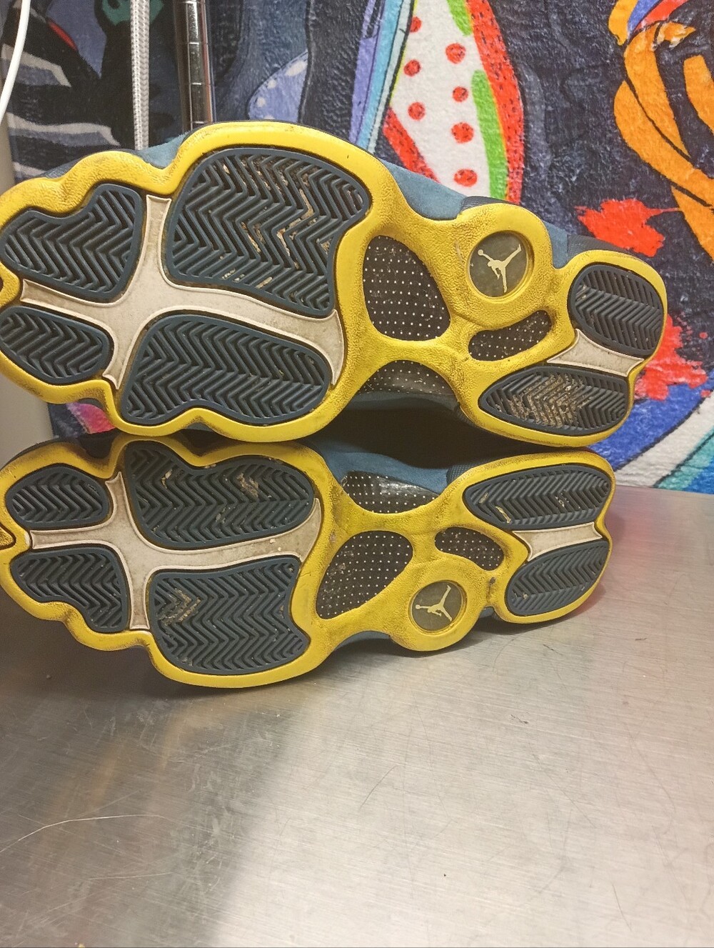 Jordan 13 - Picture 2 of 4